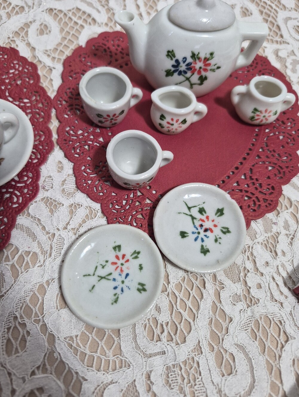 2 Mini Tea Sets - Picture 9 of 10